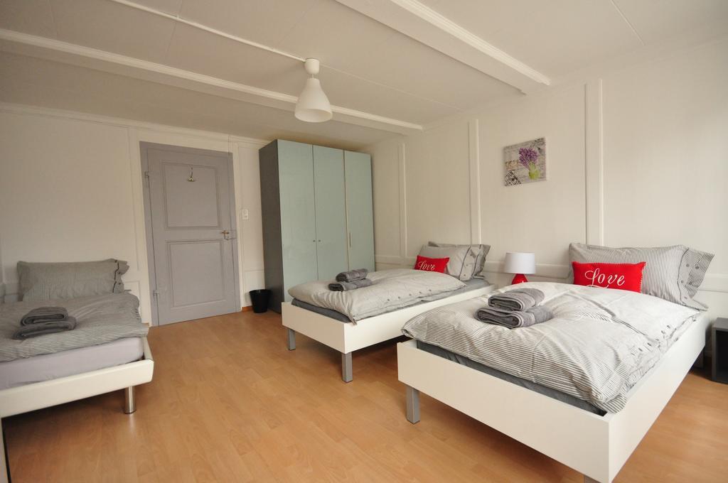 Townhouse II Sleeps 12 Guests Central Interlaken Buitenkant foto