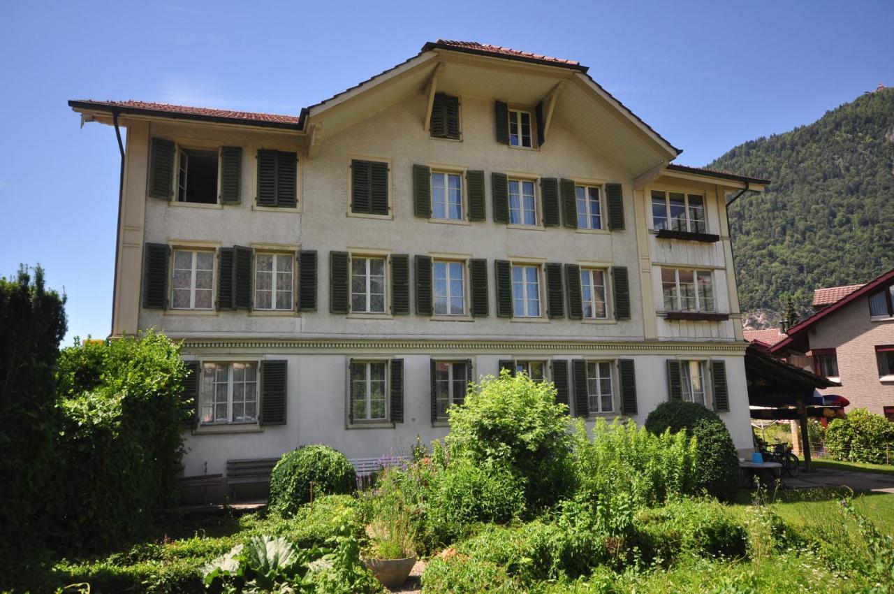 Townhouse II Sleeps 12 Guests Central Interlaken Buitenkant foto