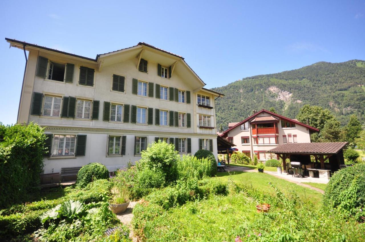 Townhouse II Sleeps 12 Guests Central Interlaken Buitenkant foto