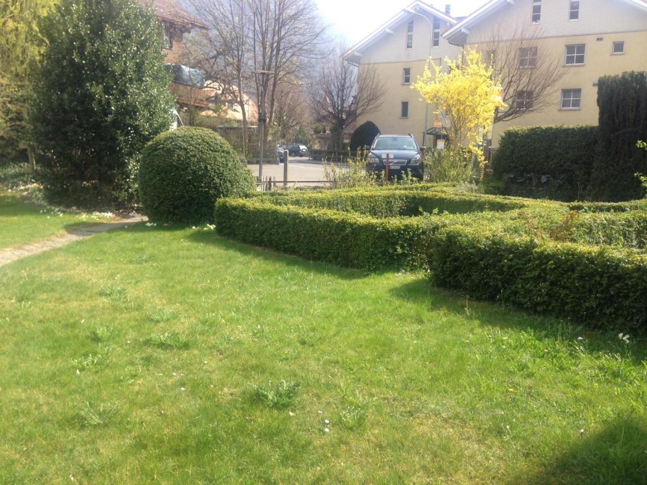 Townhouse II Sleeps 12 Guests Central Interlaken Buitenkant foto